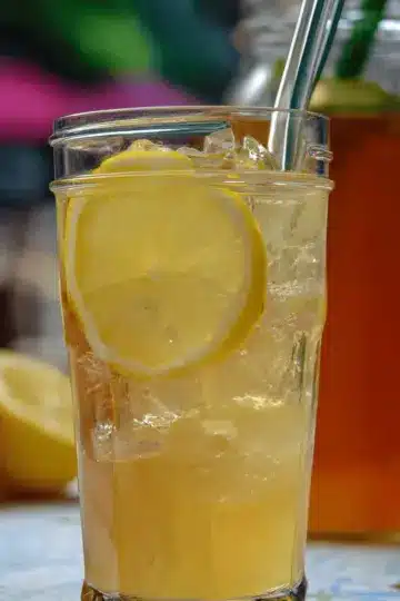 Iced Green Tea with Lemon and Honey