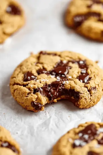 Almond Flour Chocolate Chip Cookies