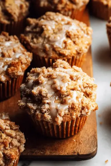Apple Cinnamon Crumb Muffins