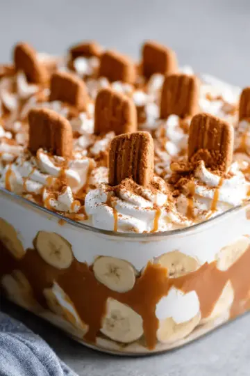Biscoff Banana Pudding with Dulce de Leche