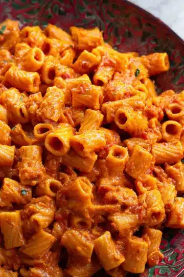 Carbone Spicy Rigatoni (Copycat Recipe)